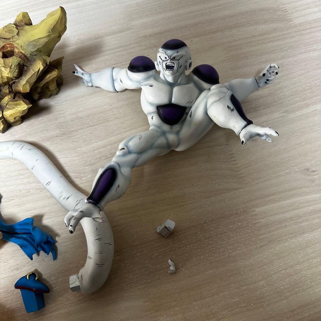 ドラゴンボール 超サイヤ人ゴクウ フリーザ フィギュアセット