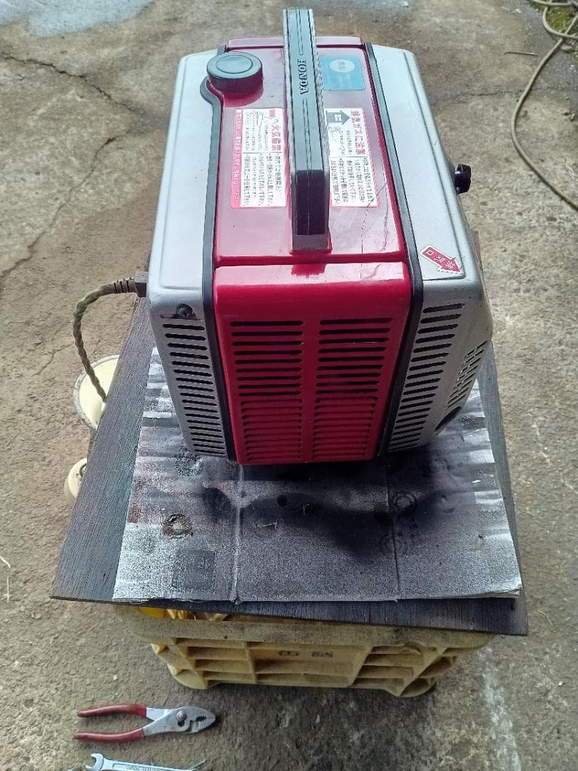 発電機