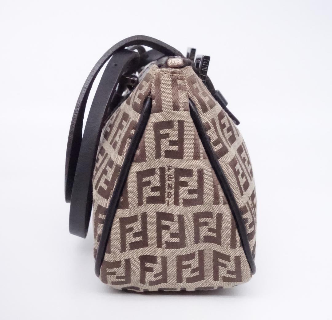 FENDI フェンディ ズッキーノ ハンドバッグ 8BL015 00NY1