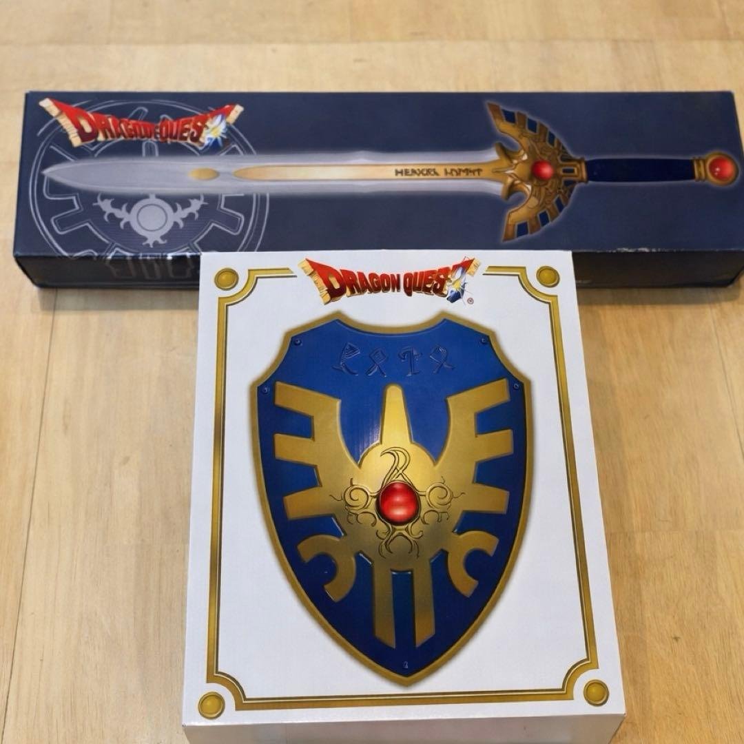 【新品未開封】【激レア】ロトの剣&盾ドラゴンクエスト AM アイテムズギャラリー