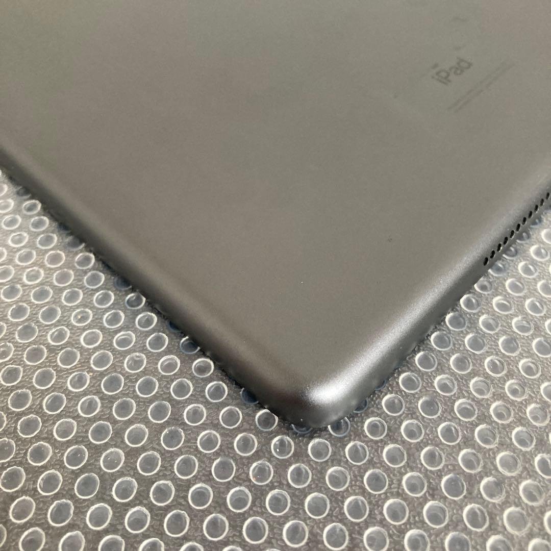 2908【早い者勝ち】iPad8 第8世代 32GB WIFIモデル☆